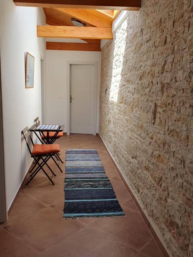 Casa Dei Boscarini Hotell Buje Exteriör bild
